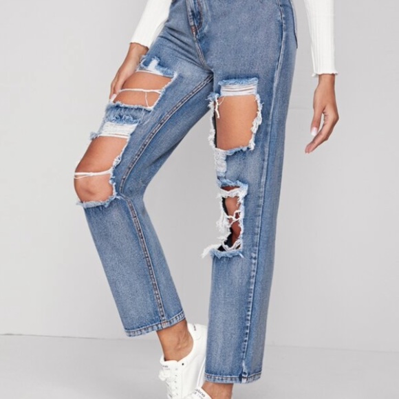 Shein High Waisted Distressed Slant Pocket Baggy Jeans - Picture 4 of 12